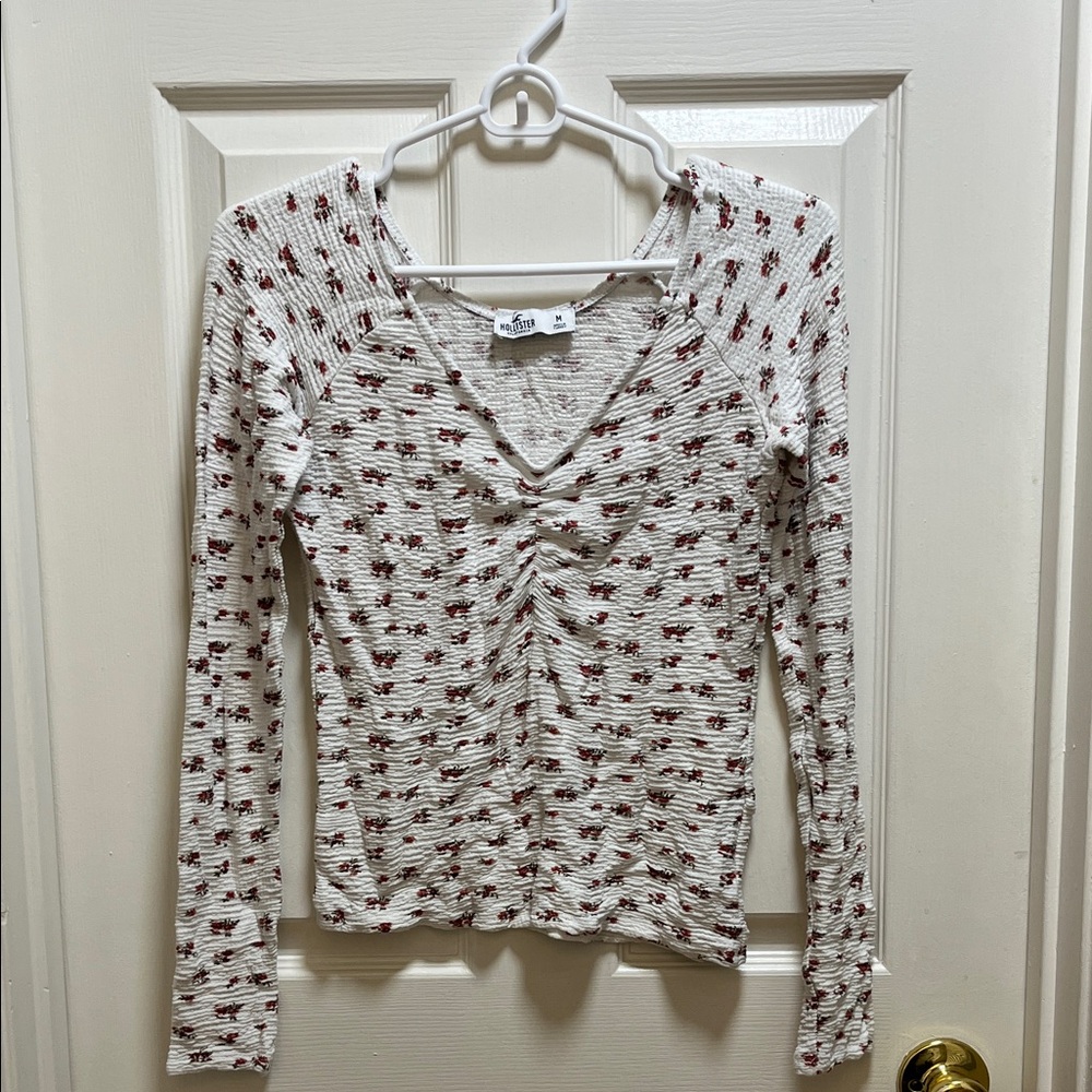 Hollister White and Red Ruched Blouse